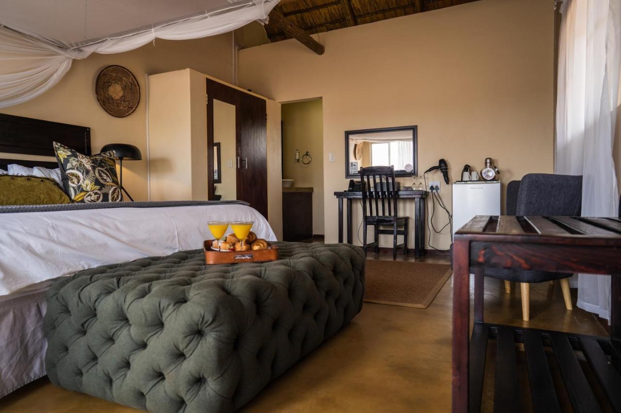 Tshukudu Game Lodge