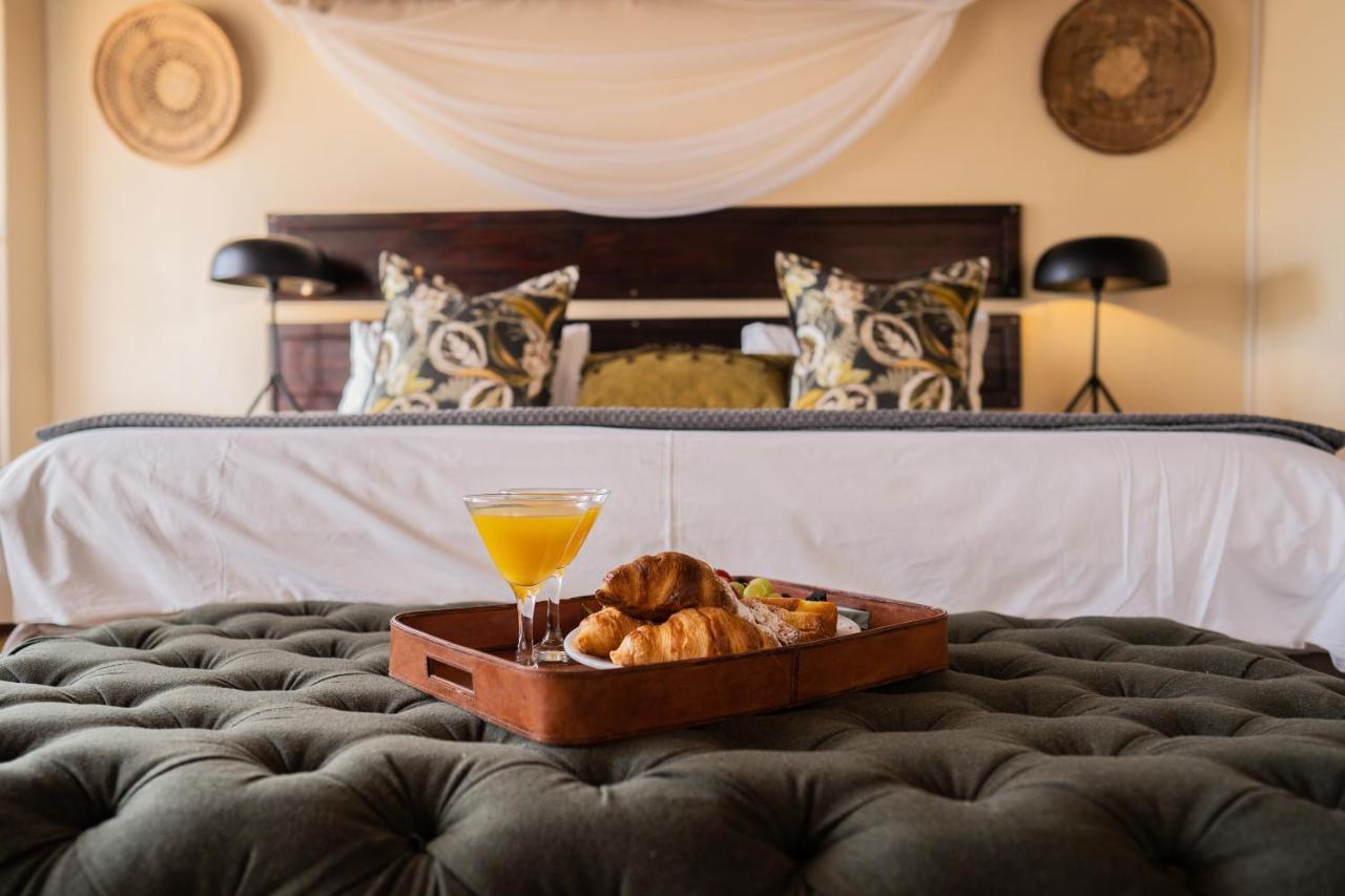 Tshukudu Game Lodge *