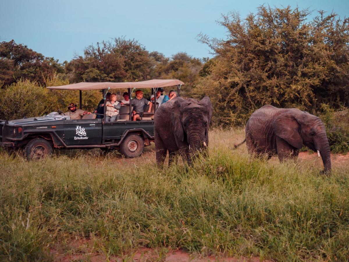 Tshukudu Game Lodge